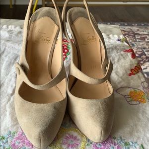 Christian Louboutin 💯 authentic